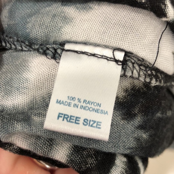 Just from Bali, Woman’s dress, Free size, black white and gray - Picture 8 of 8